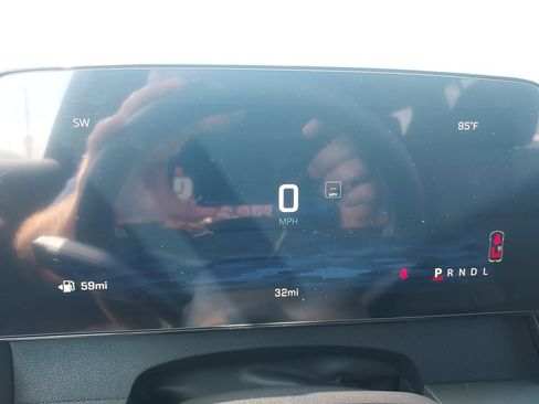 New 2026 Chevrolet Traverse LT w/ Driver Confidence Package FWD image 17