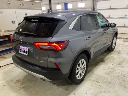 Used 2024 Ford Escape Active w/ Tech Pack #1 AWD/4WD image 11