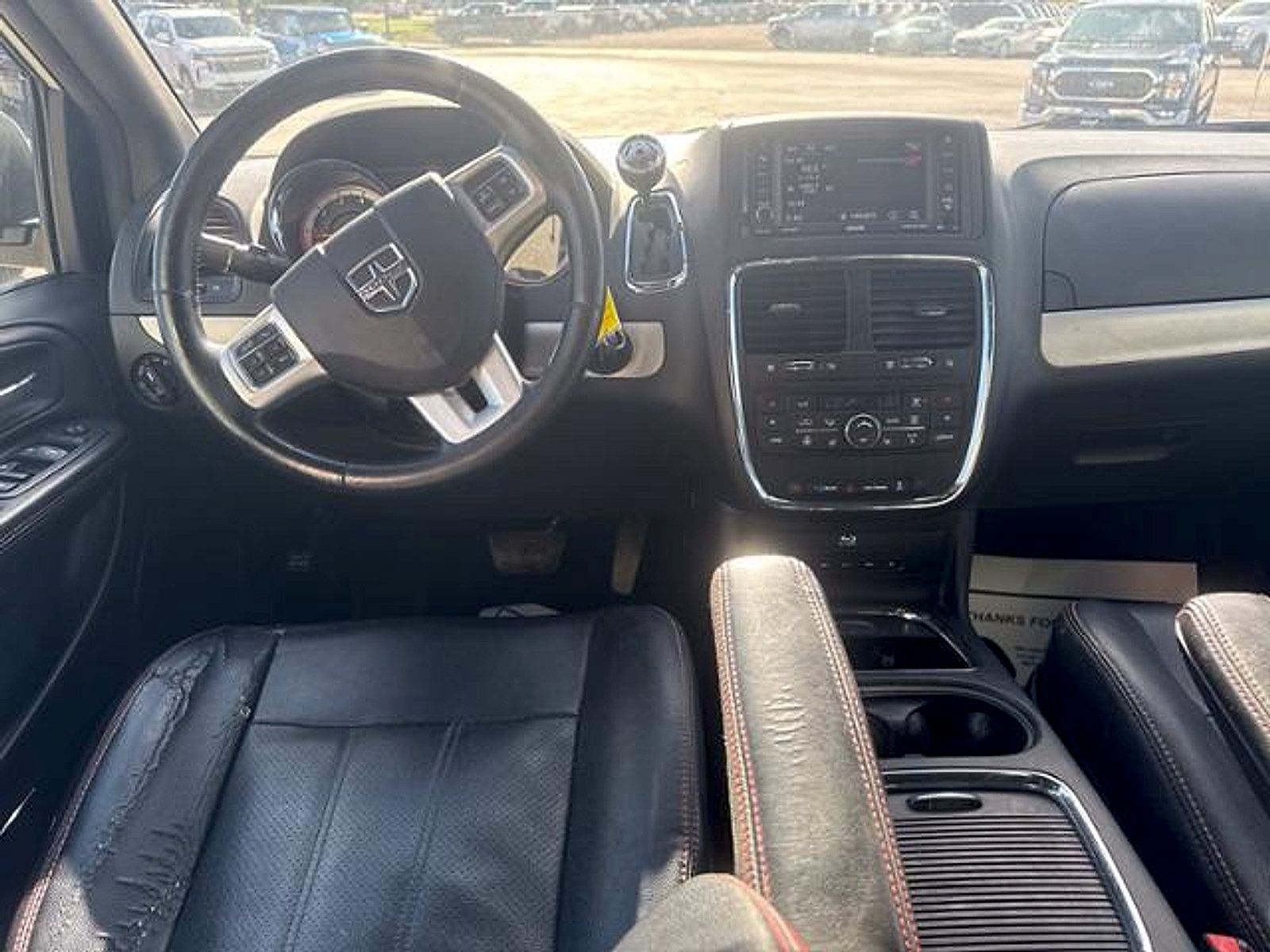 Used 2015 Dodge Grand Caravan R/T w/ Safety Sphere Group FWD image 13