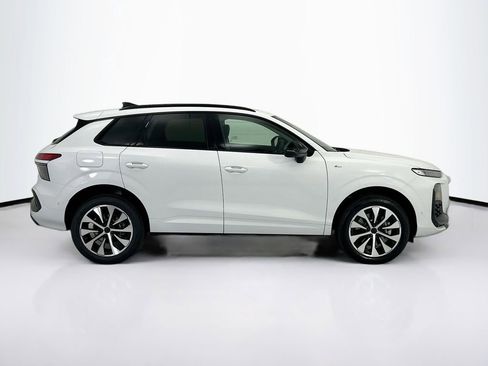 New 2026 Audi Q3 quattro 2.0T AWD/4WD image 4