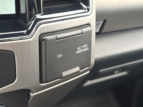 Used 2022 Ford F250 Platinum image 39