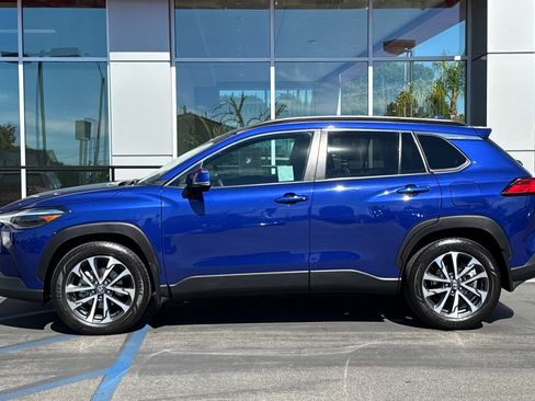 Certified 2024 Toyota Corolla Cross XLE w/ Convenience Package image 9