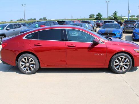 Used 2024 Chevrolet Malibu LT FWD image 4