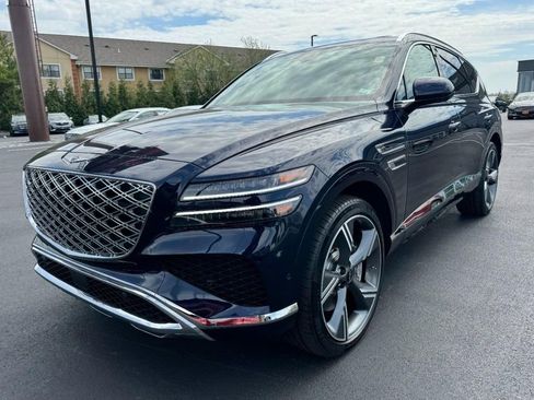 Certified 2025 Genesis GV80 3.5T Prestige AWD/4WD image 8