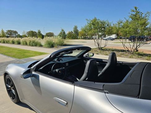 Used 2021 Porsche 911 Carrera S image 19