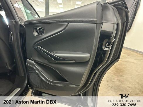 Used 2021 Aston Martin DBX image 29