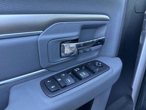 Used 2017 RAM 2500 Big Horn image 28