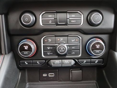 Used 2022 Chevrolet Tahoe RST w/ Luxury Package image 9