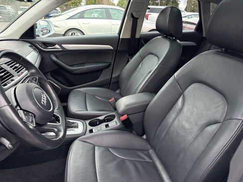 Used 2016 Audi Q3 2.0T Prestige w/ Prestige Package image 8