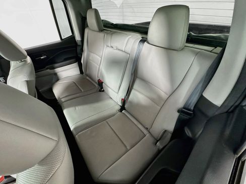 Used 2017 Honda Ridgeline RTL image 21