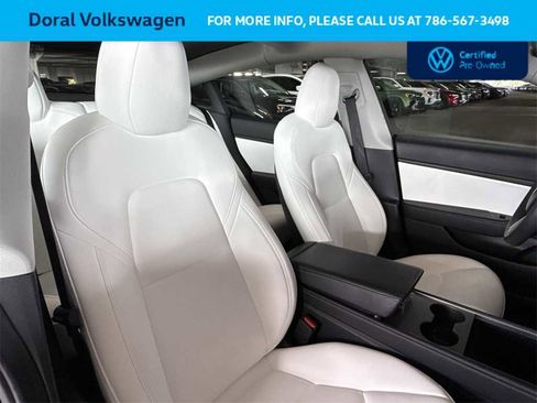 Used 2021 Tesla Model 3 Standard Range Plus image 27