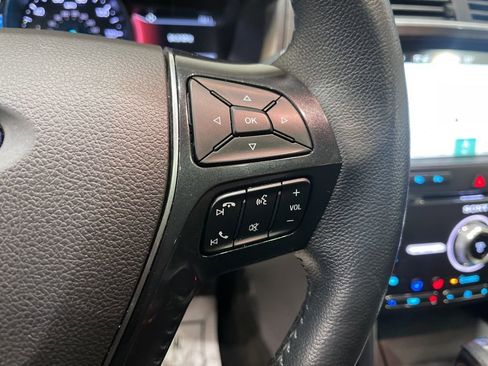 Used 2018 Ford Explorer Limited w/ Equipment Group 301A image 12