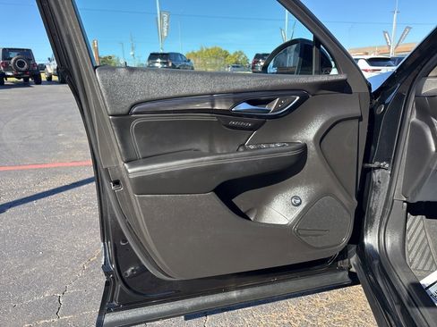 Used 2023 Buick Envision Essence w/ Sport Touring Package image 12