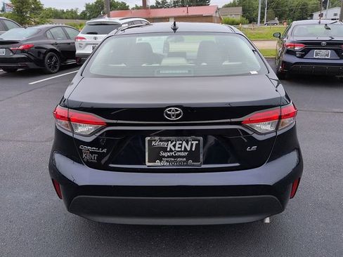 Certified 2025 Toyota Corolla LE FWD image 6
