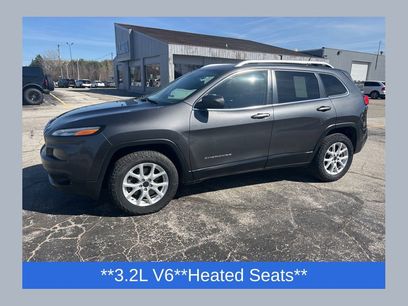 Used 2016 Jeep Cherokee Latitude w/ Cold Weather Group