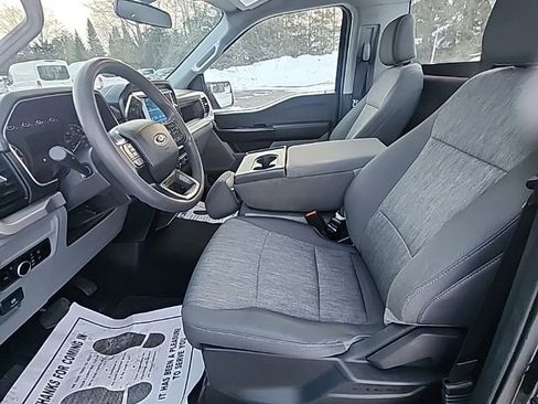 Used 2023 Ford F150 XL image 9