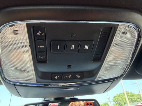 Used 2014 Dodge Durango R/T w/ Premium Nappa Leather Group AWD/4WD image 26