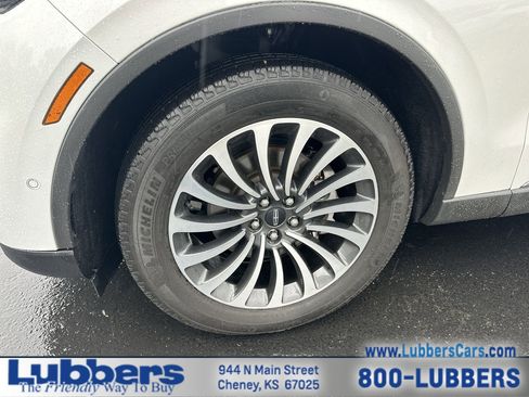 Used 2023 Lincoln Aviator Reserve w/ Equipment Group 201A RWD image 10