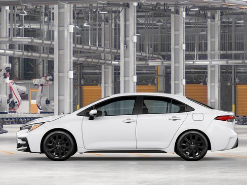 New 2026 Toyota Corolla SE FWD image 4