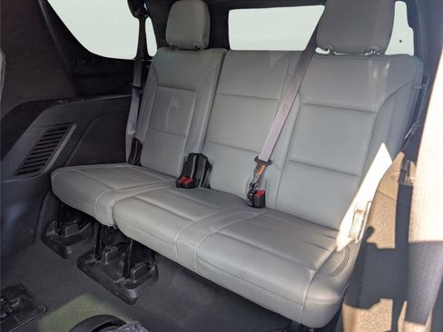 Used 2021 Chevrolet Tahoe LT image 33