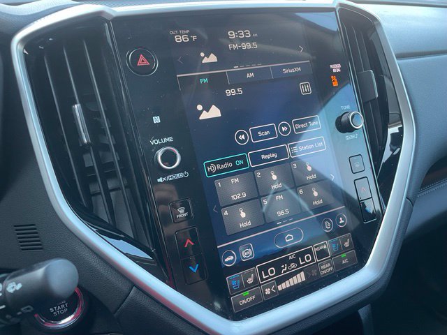 Used 2025 Subaru Ascent Touring AWD/4WD image 13