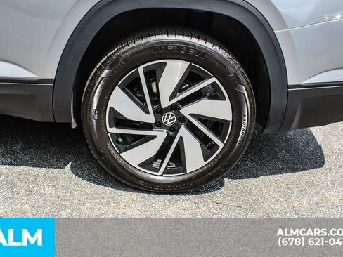 Used 2026 Volkswagen Atlas SE FWD image 15