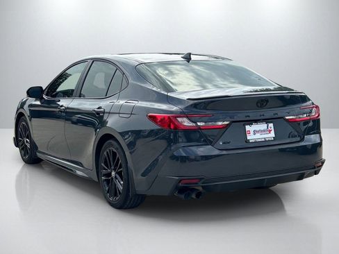 Used 2025 Toyota Camry SE w/ Convenience Package FWD image 7