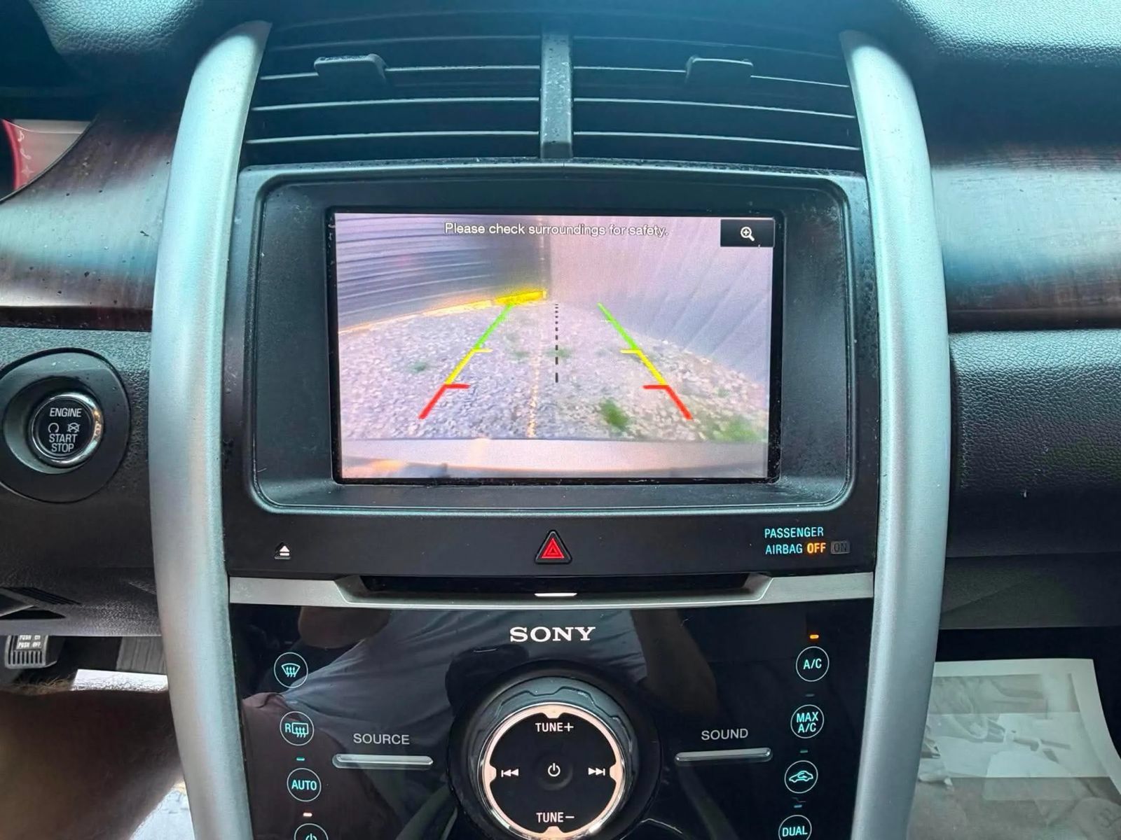 Used 2013 Ford Edge Limited w/ Driver Entry Pkg FWD image 15