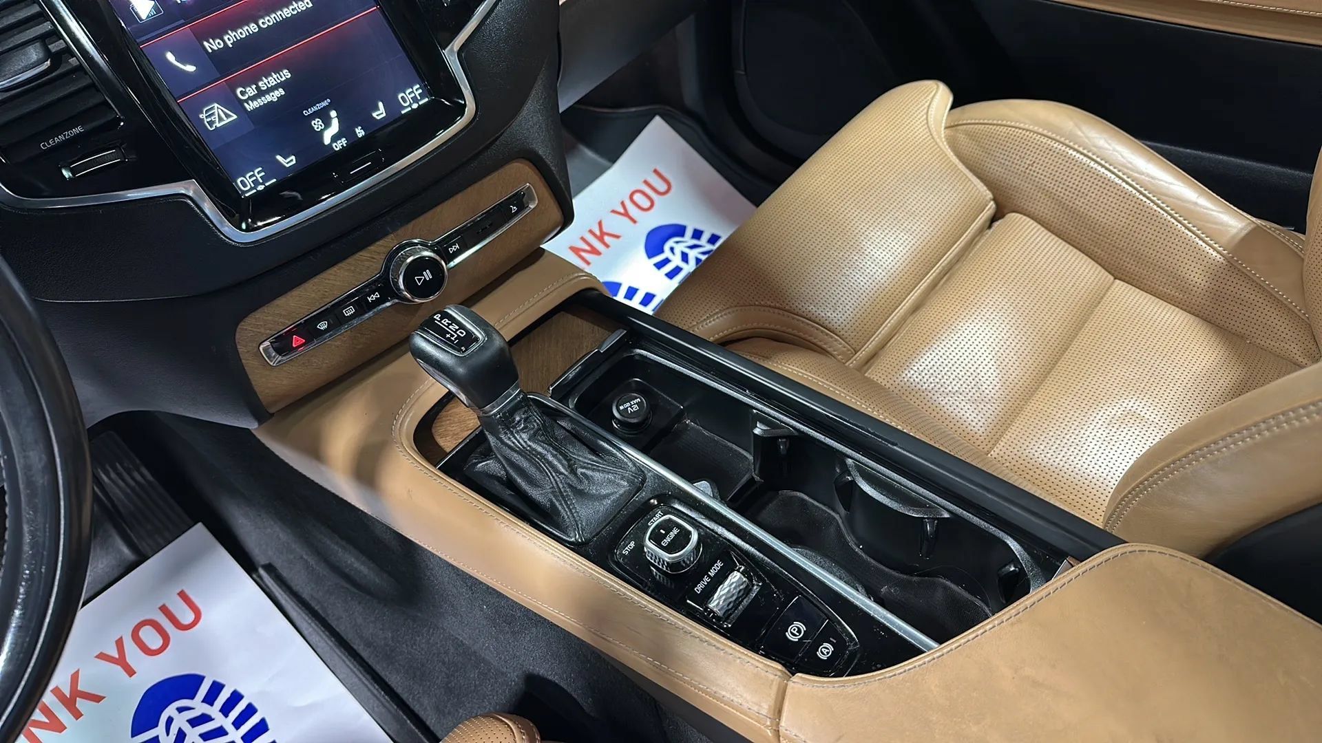 Used 2016 Volvo XC90 T6 Inscription w/ Vision Package AWD/4WD image 28