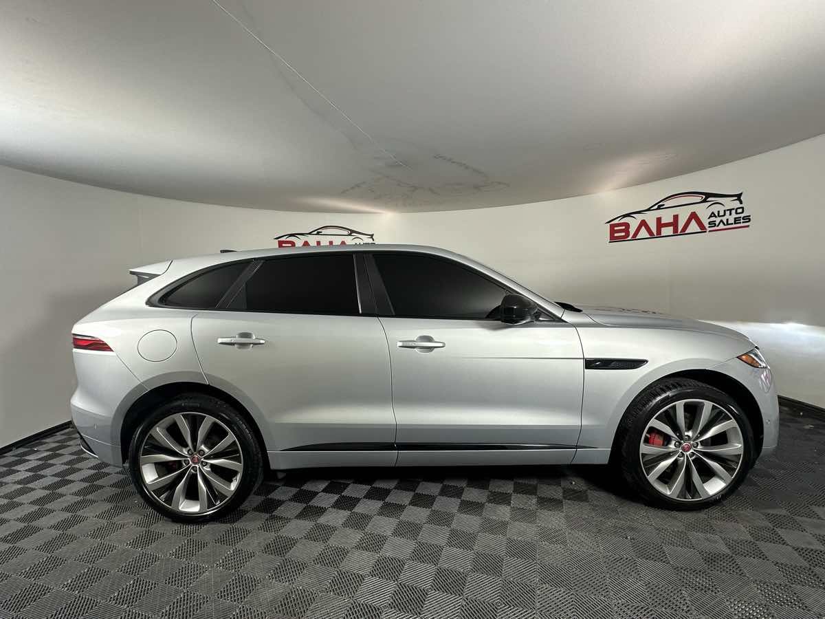Used 2021 Jaguar F-PACE R-Dynamic S AWD/4WD image 11