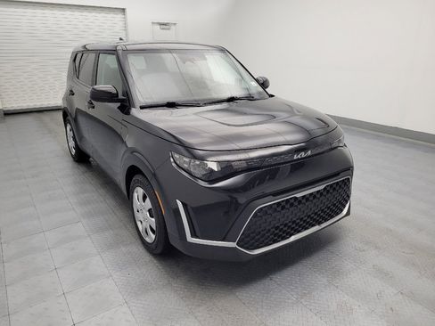 Used 2023 Kia Soul LX FWD image 13