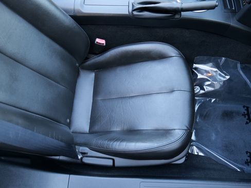 Used 2008 MAZDA MX-5 Miata Grand Touring w/ Premium Pkg image 34