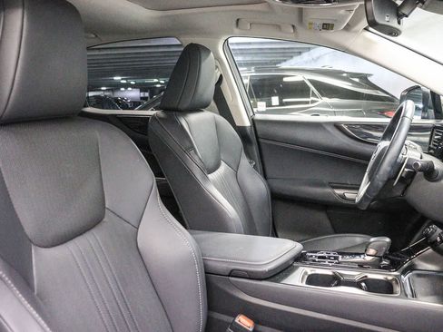 Certified 2025 Lexus NX 350h AWD w/ Accessory Package (2T) image 17