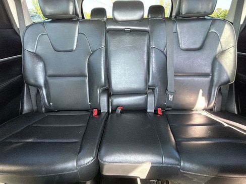 Used 2021 Kia Telluride LX FWD image 14