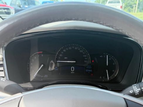 Used 2018 Cadillac XT5 Luxury w/ Driver Awareness Package FWD image 18