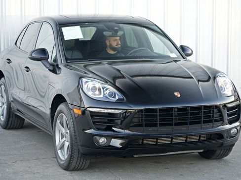 Used 2018 Porsche Macan image 49