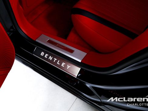 Used 2023 Bentley Flying Spur W12 image 22