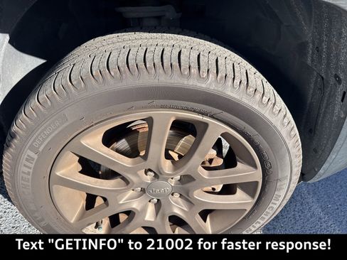 Used 2016 Jeep Renegade 75th Anniversary image 10