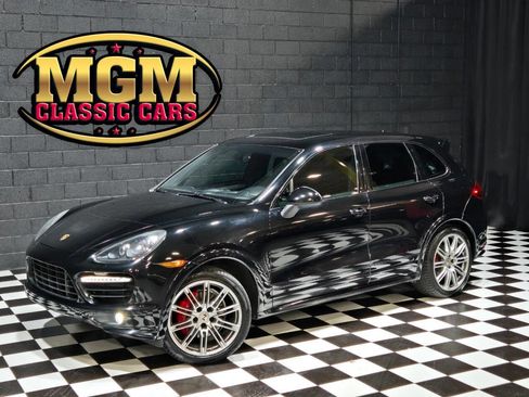 Used 2013 Porsche Cayenne GTS image 1