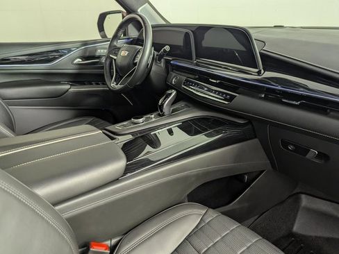 Used 2024 Cadillac Escalade V image 30