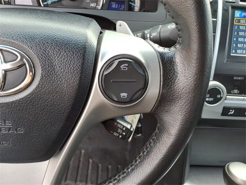 Used 2013 Toyota Camry SE image 10