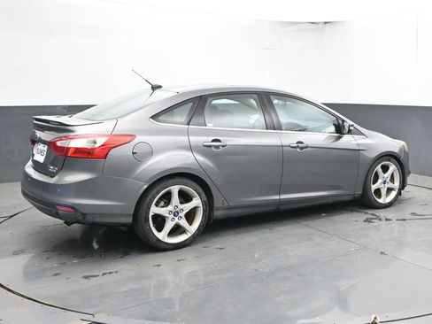 Used 2014 Ford Focus Titanium FWD image 10