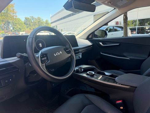 Certified 2024 Kia EV6 Wind w/ Wind Technology Package AWD/4WD image 12