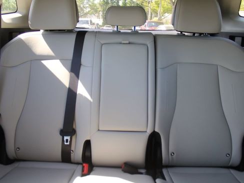 Used 2024 Kia Sportage EX image 50