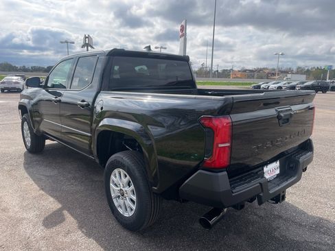 New 2026 Toyota Tacoma SR image 5