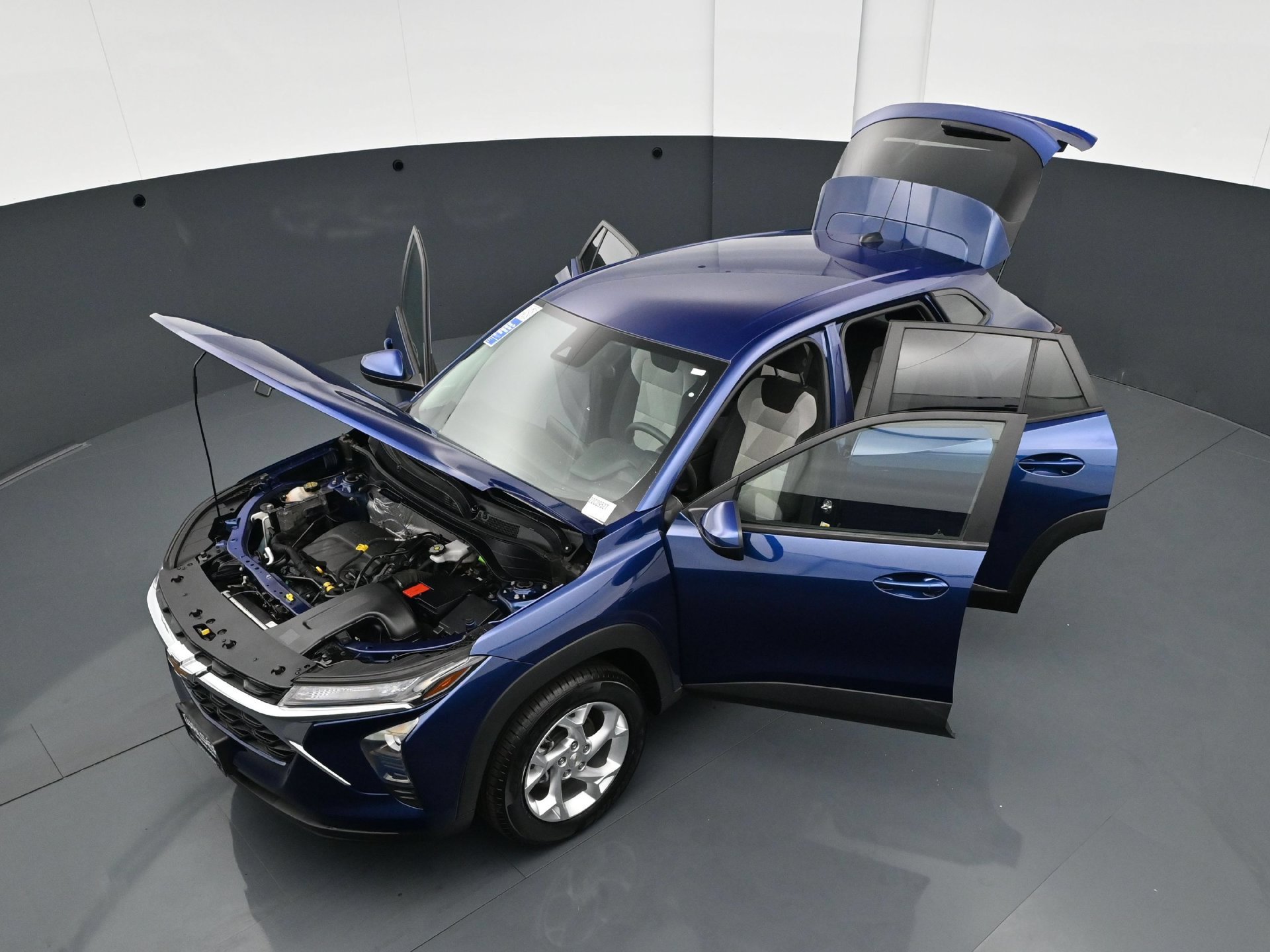 Used 2024 Chevrolet Trax LS w/ LS Convenience Package FWD image 38