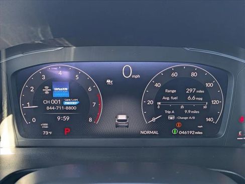 Used 2023 Honda Pilot Elite image 11