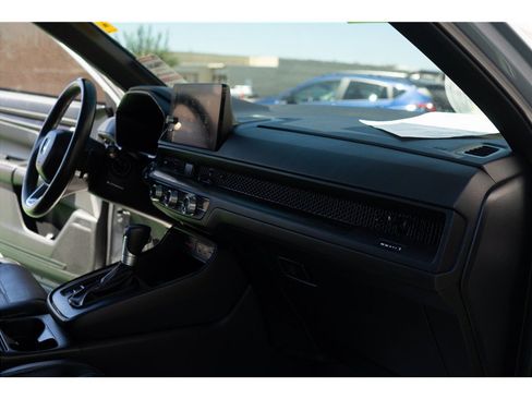 Used 2025 Honda CR-V Sport-L image 36