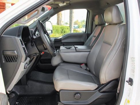 Used 2018 Ford F350 XL w/ Power Equipment Group RWD image 19