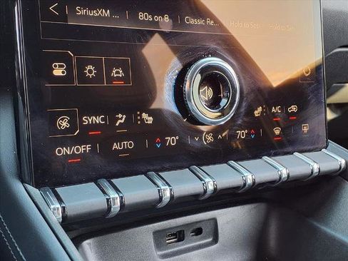 Certified 2025 GMC Terrain Elevation w/ Elevation Premium Package image 8